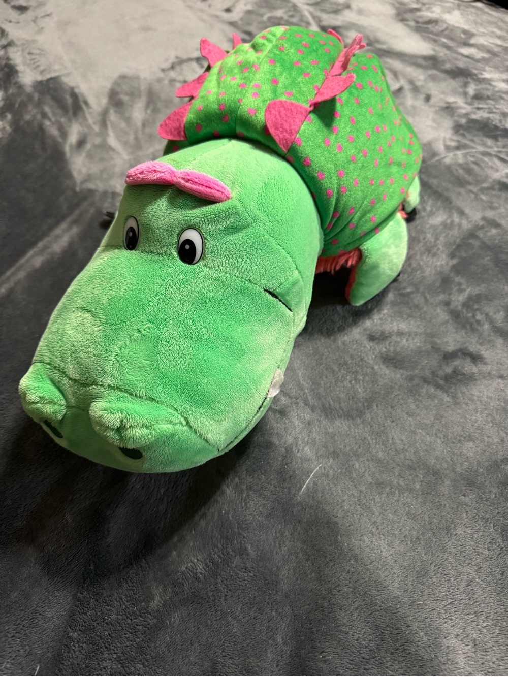 Flip-a-zoo 2in1 Plush Rosey Gator & BooBoo Bear 22” Pillow